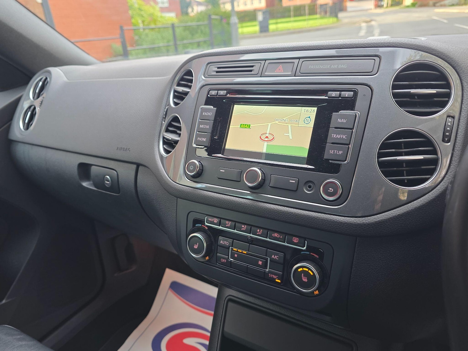 Used Volkswagen Tiguan 2015 for sale - 76350684: Photo 33