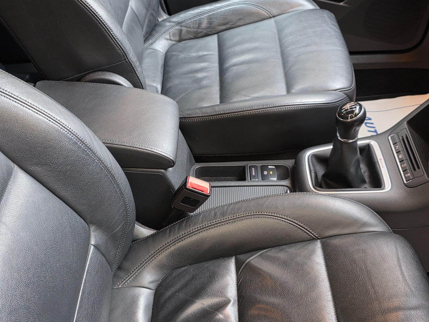 Used Volkswagen Tiguan 2015 for sale - 76350684: Photo 38