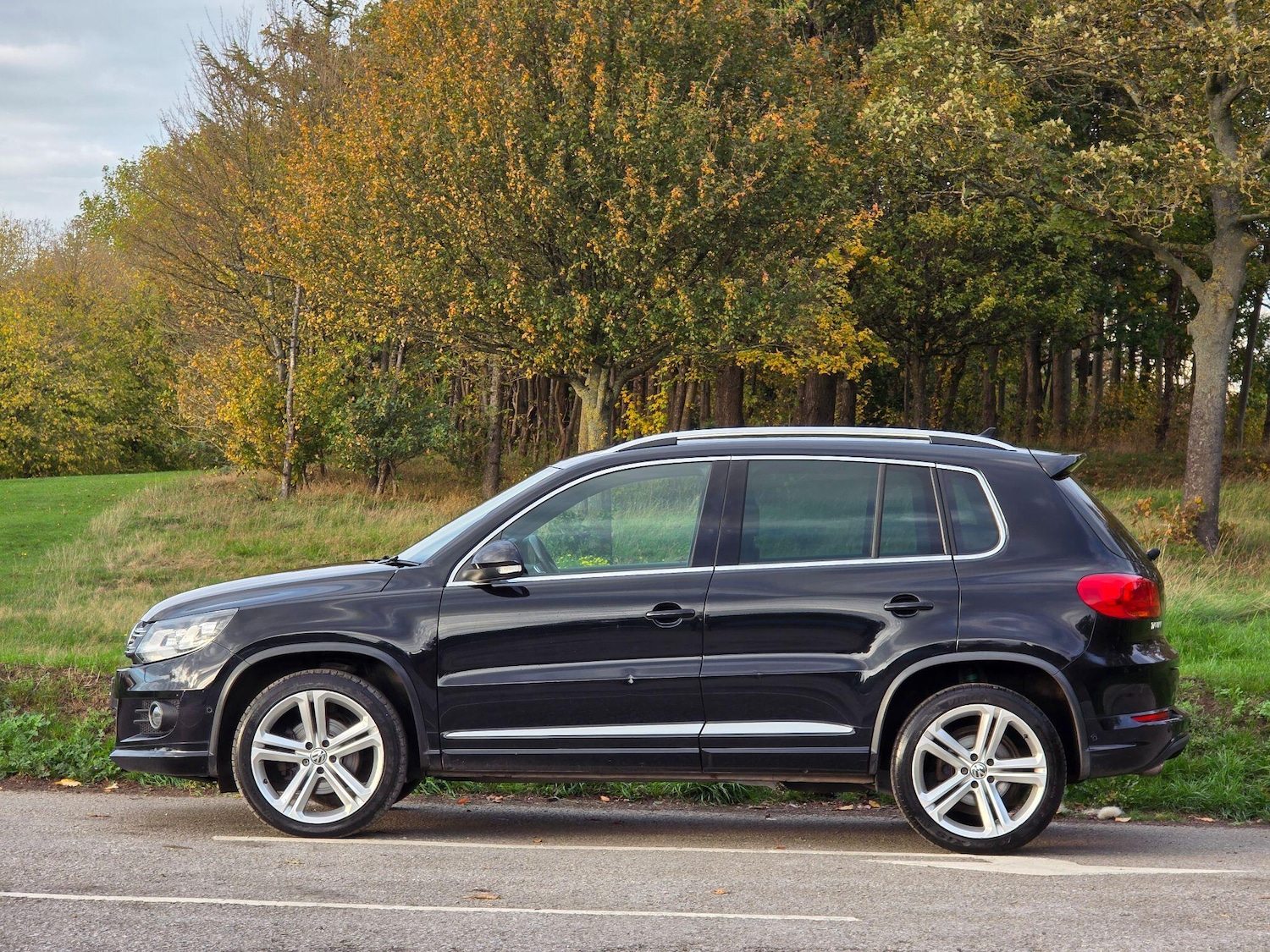 Used Volkswagen Tiguan 2015 for sale - 76350684: Photo 4