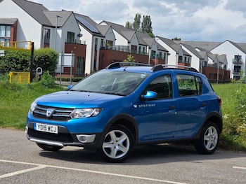 Used Dacia Sandero Stepway 2015 for sale - 78681805: Photo