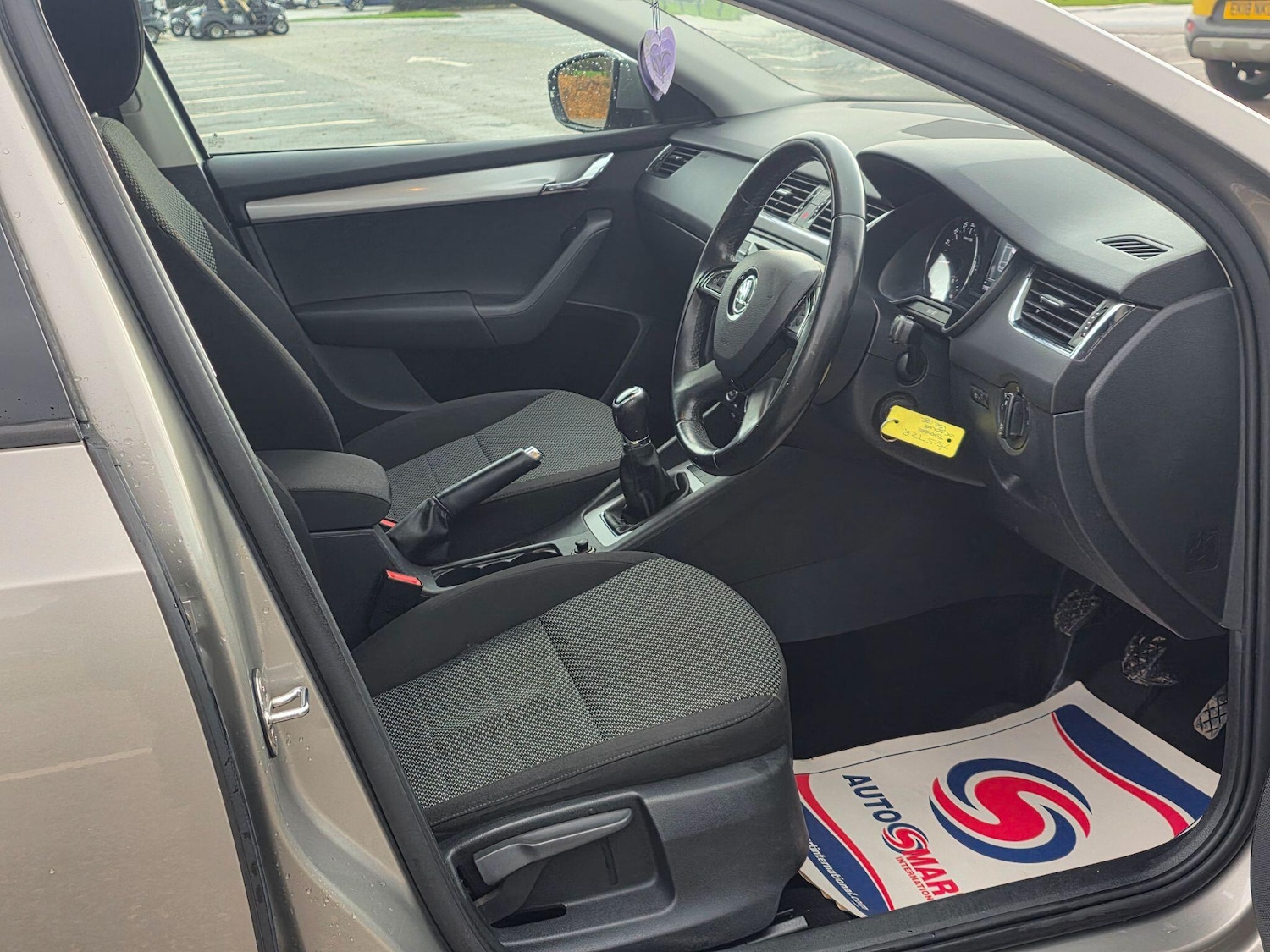 Used Skoda Octavia 2015 for sale - 77618471: Photo 22