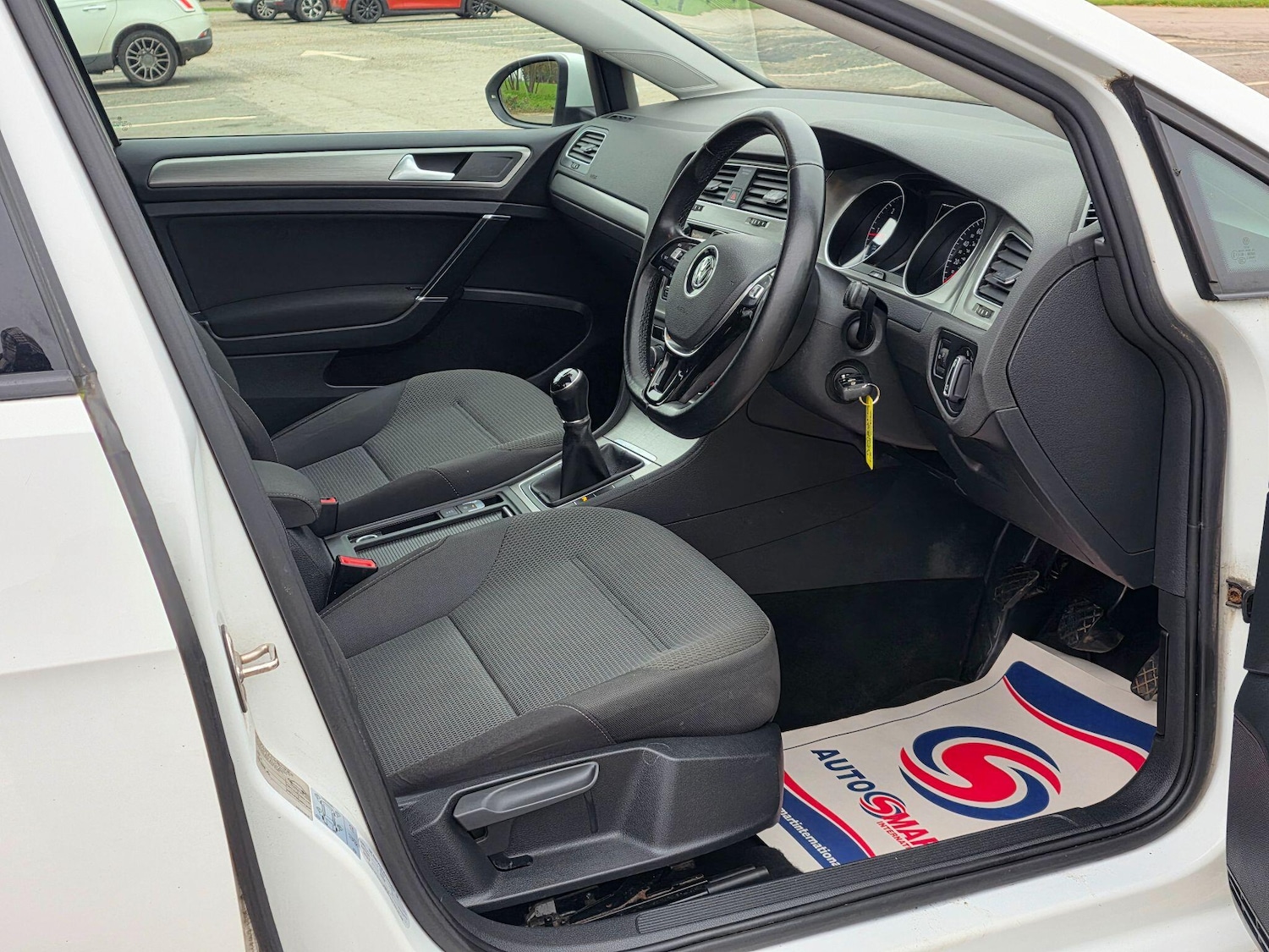 Used Volkswagen Golf 2015 for sale - 77060774: Photo 23