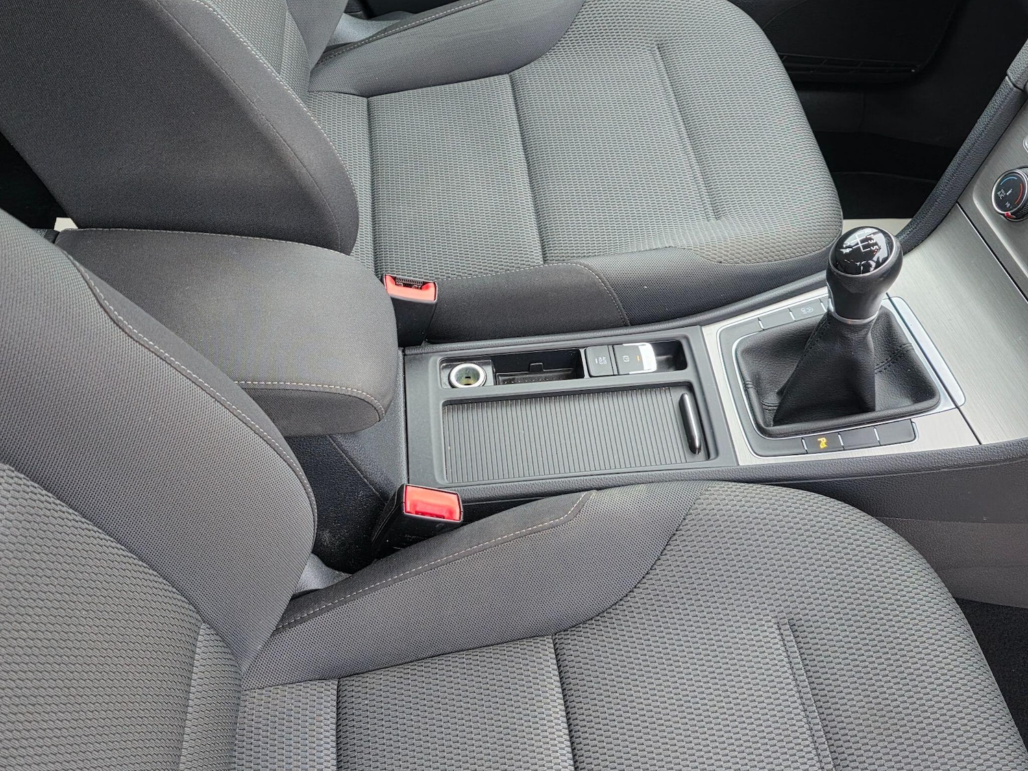 Used Volkswagen Golf 2015 for sale - 77060774: Photo 33