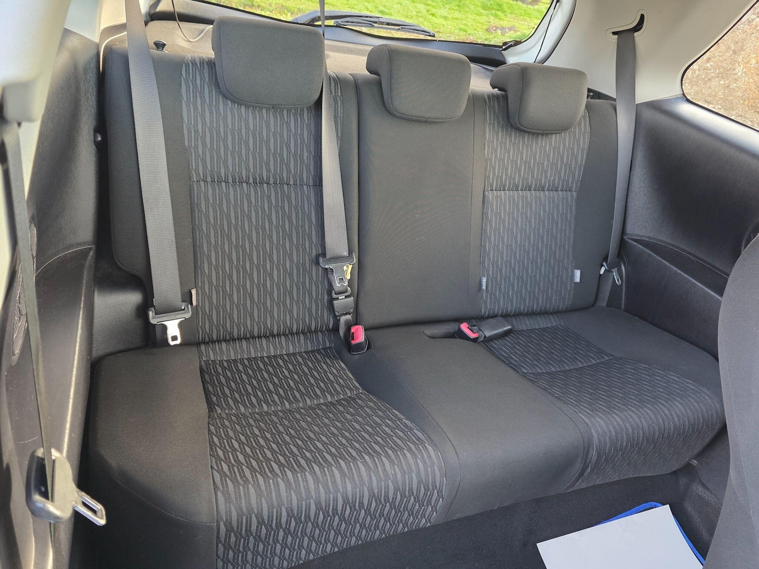 Used Toyota Yaris 2013 for sale - 76648161: Photo 14