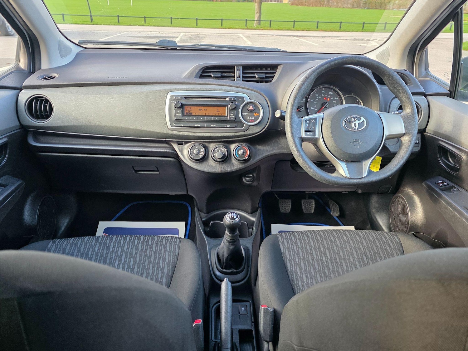 Used Toyota Yaris 2013 for sale - 76648161: Photo 15