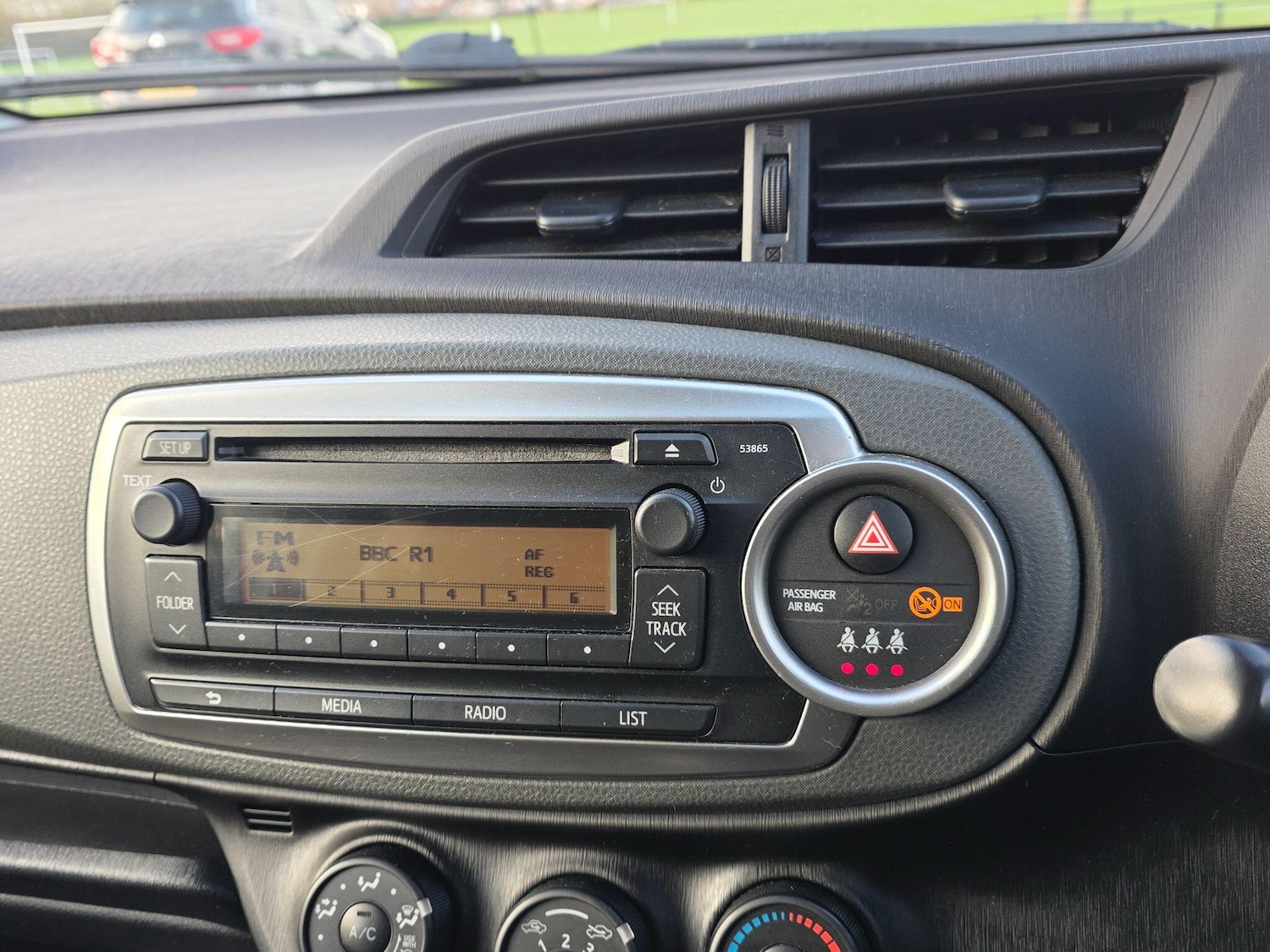 Used Toyota Yaris 2013 for sale - 76648161: Photo 22