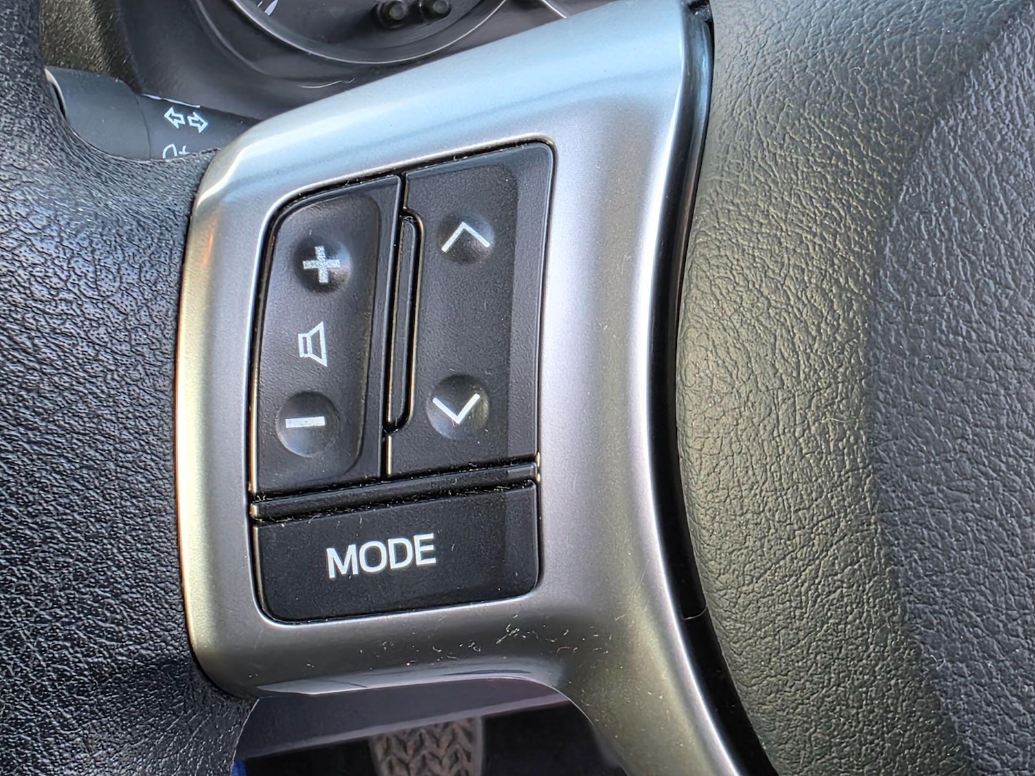 Used Toyota Yaris 2013 for sale - 76648161: Photo 27