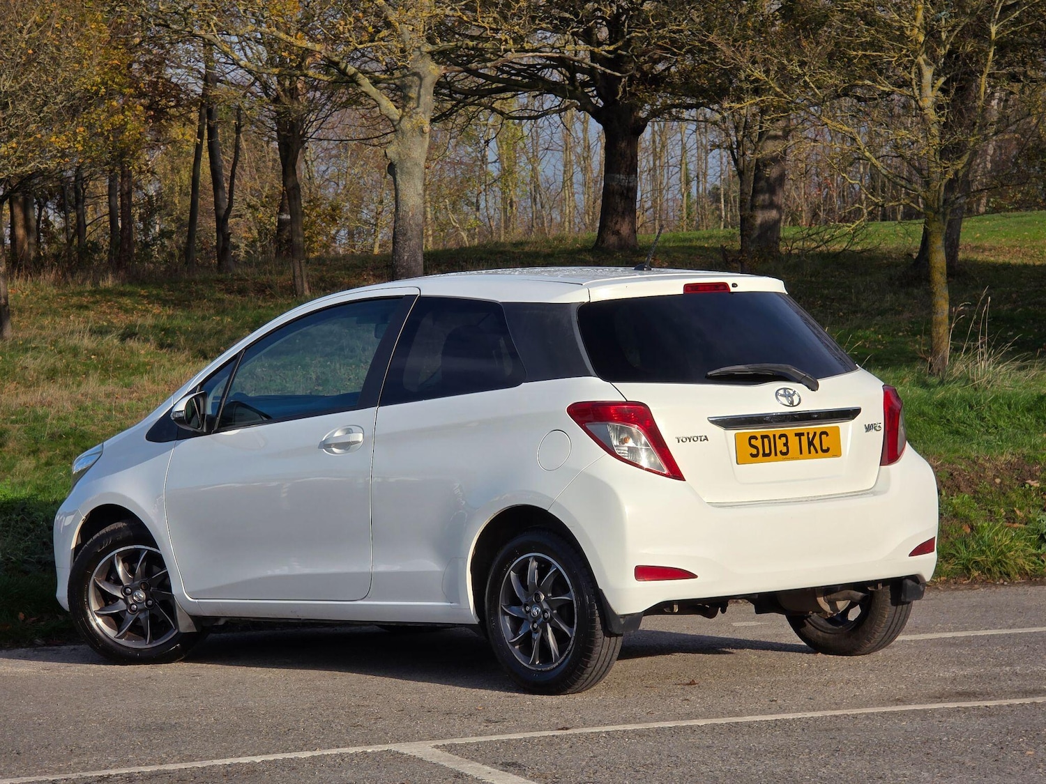 Used Toyota Yaris 2013 for sale - 76648161: Photo 5