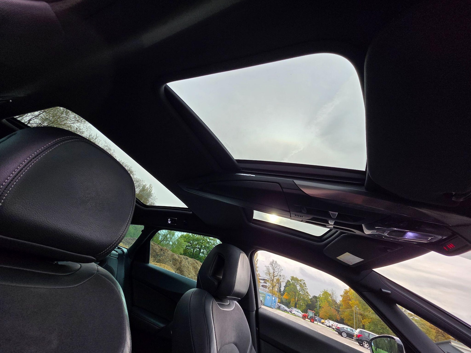 Used Citroen DS5 2015 for sale - 76434561: Photo 24