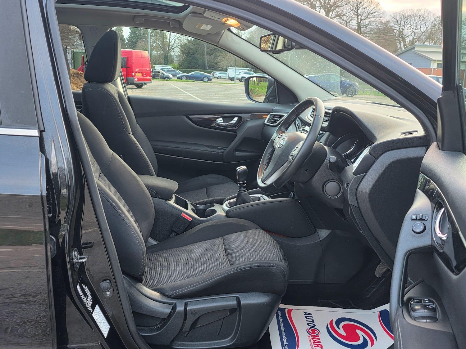 Used Nissan Qashqai 2017 for sale - 77075886: Photo 23