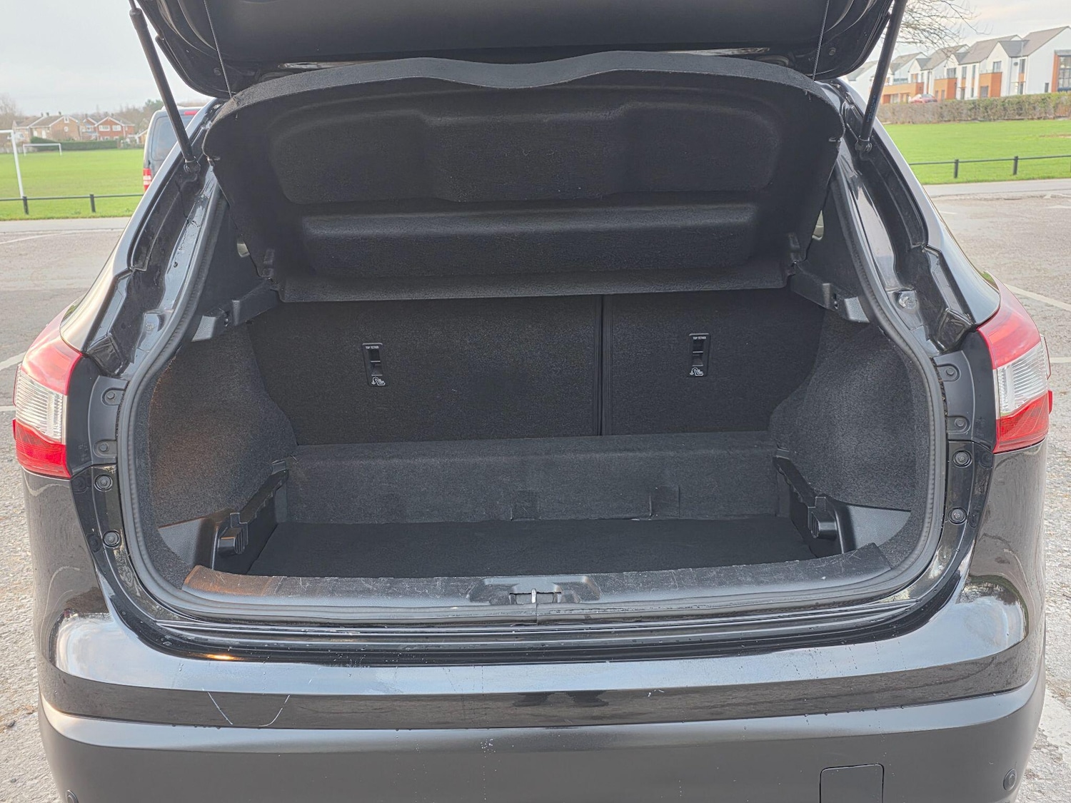 Used Nissan Qashqai 2017 for sale - 77075886: Photo 41