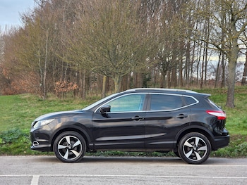 Used Nissan Qashqai 2017 for sale - 77075886: Photo