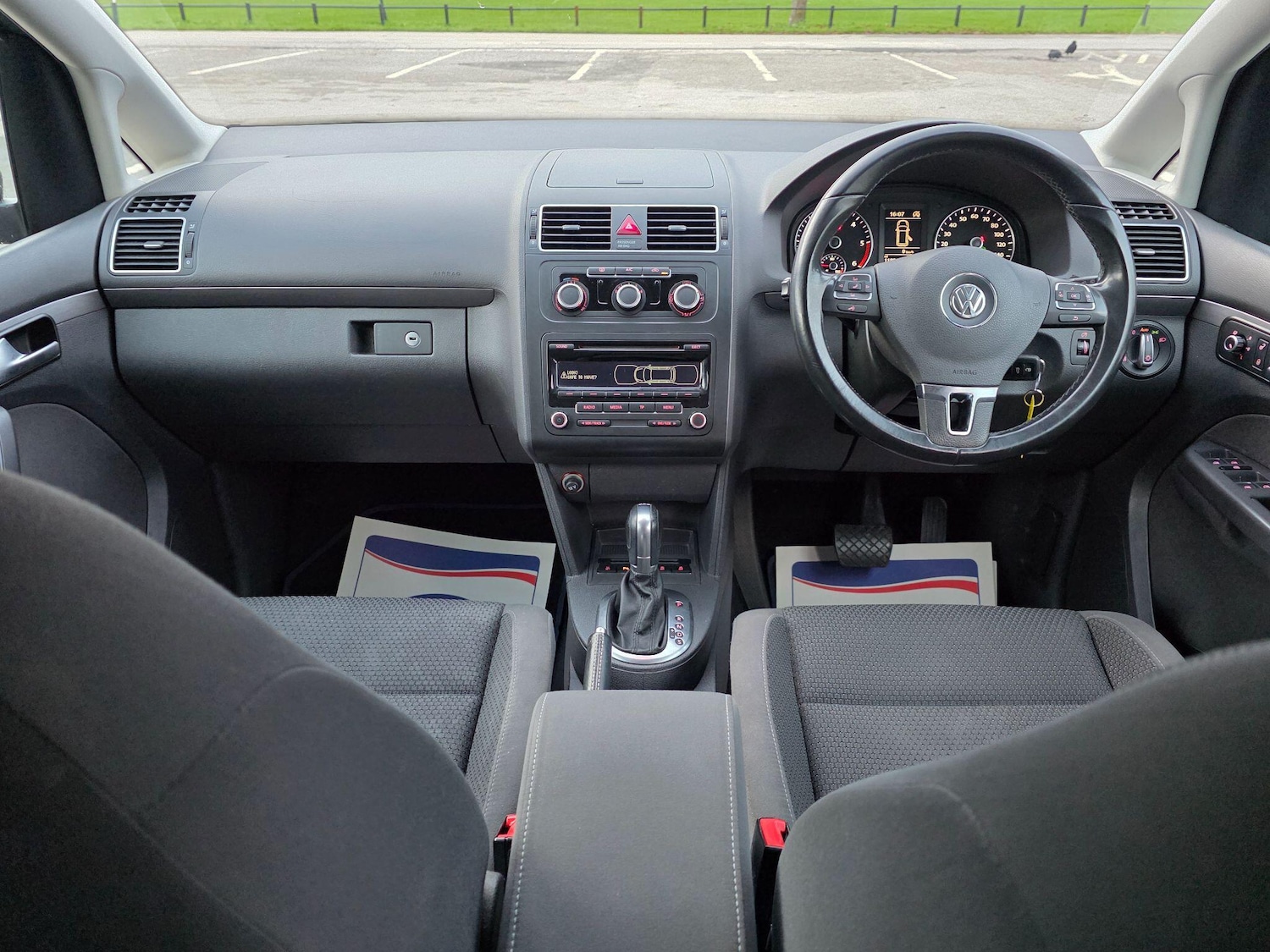 Used Volkswagen Touran 2014 for sale - 76717530: Photo 18