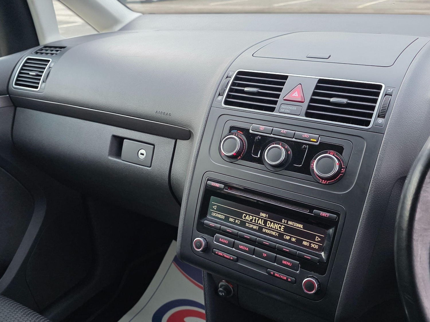 Used Volkswagen Touran 2014 for sale - 76717530: Photo 33