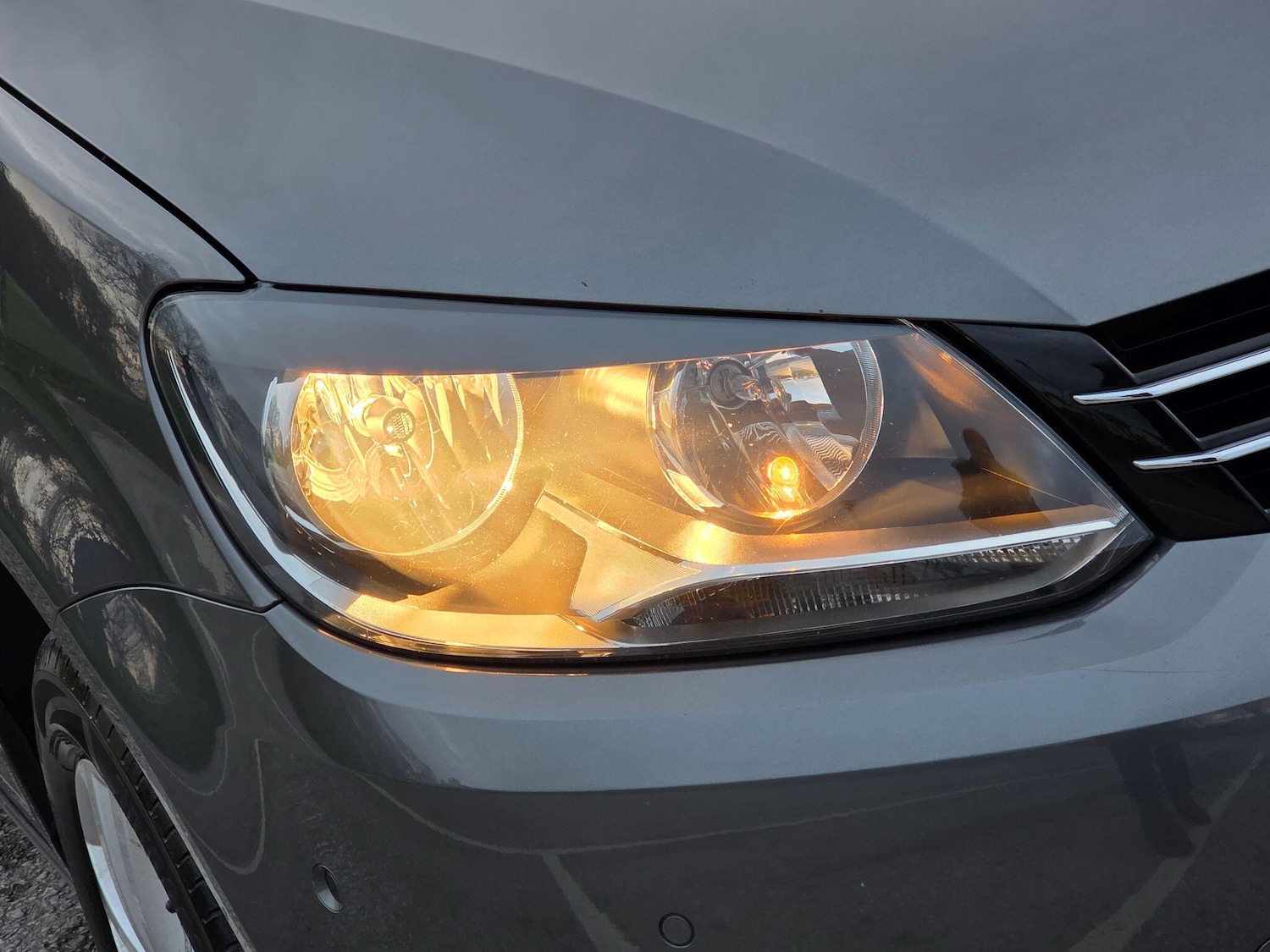 Used Volkswagen Touran 2014 for sale - 76717530: Photo 44