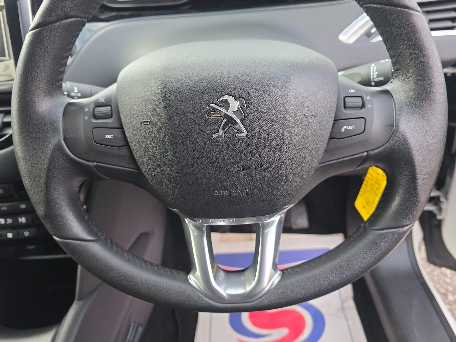 Used Peugeot 208 2014 for sale - 77269468: Photo 30
