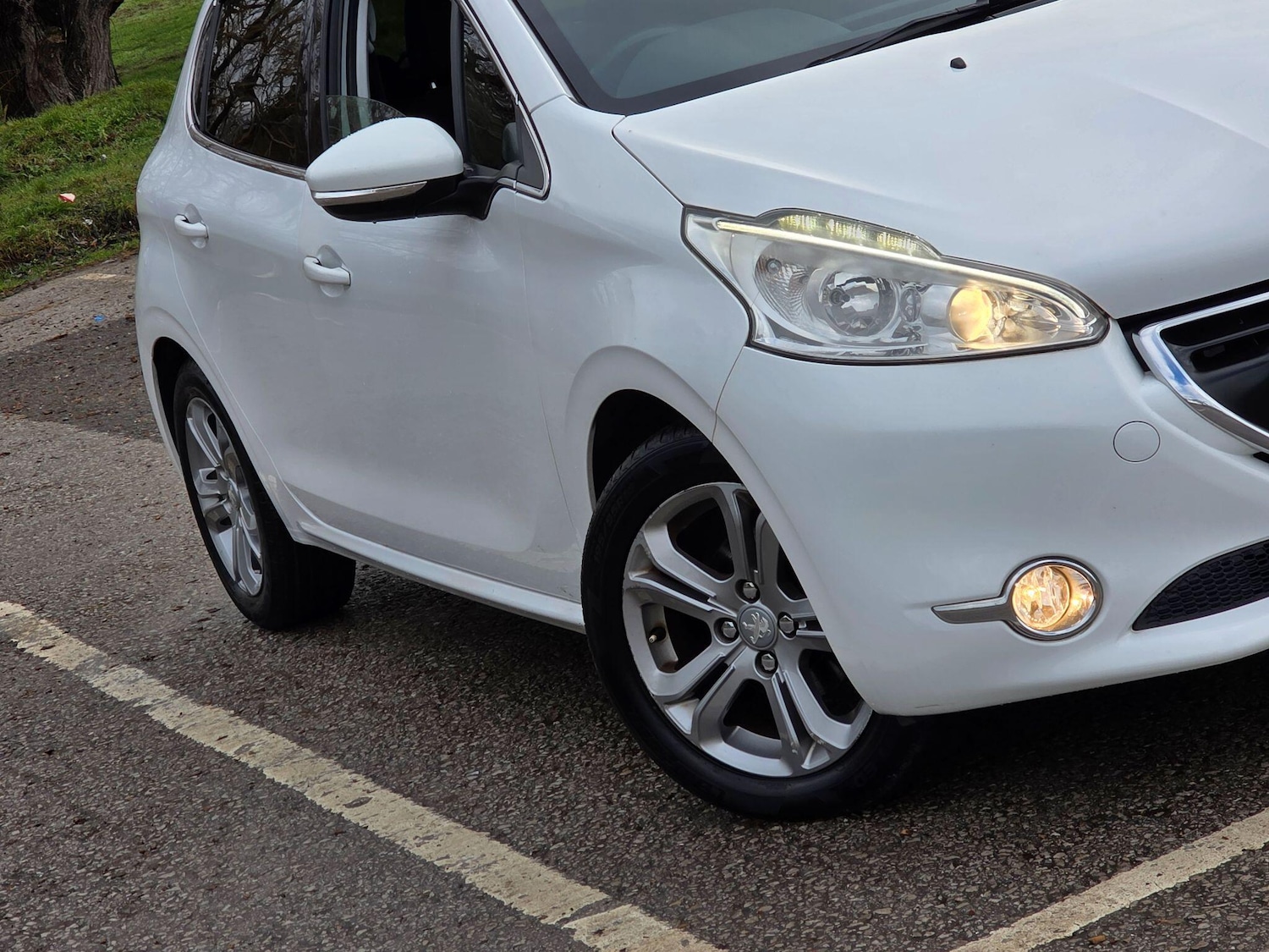 Used Peugeot 208 2014 for sale - 77269468: Photo 41