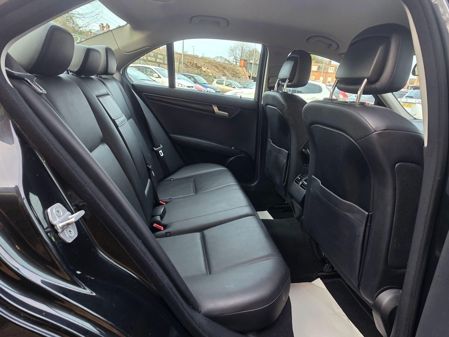 Used Mercedes-Benz C Class 2012 for sale - 77588678: Photo 15