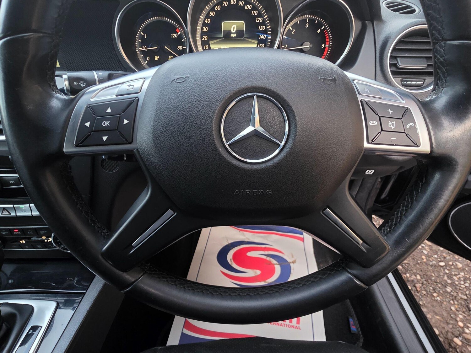 Used Mercedes-Benz C Class 2012 for sale - 77588678: Photo 35