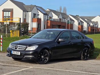 Used Mercedes-Benz C Class 2012 for sale - 77588678: Photo