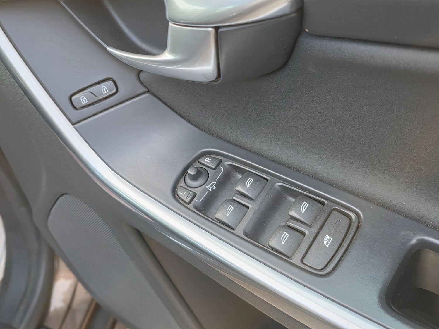 Used Volvo XC60 2013 for sale - 76661195: Photo 21