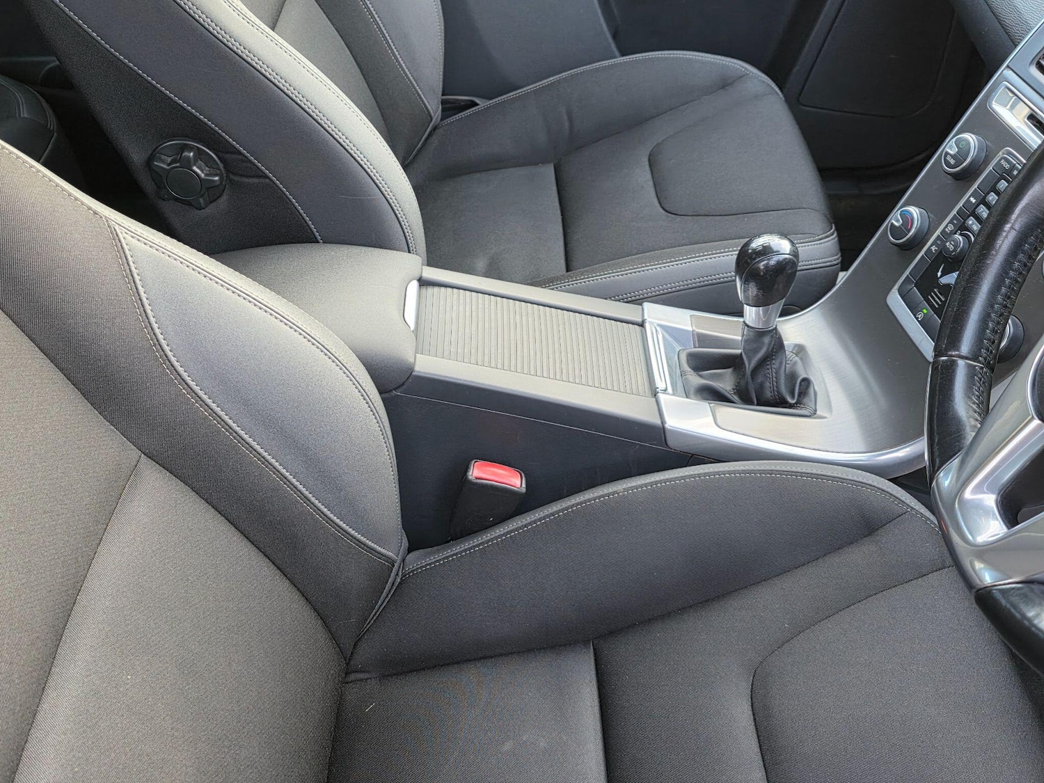 Used Volvo XC60 2013 for sale - 76661195: Photo 34