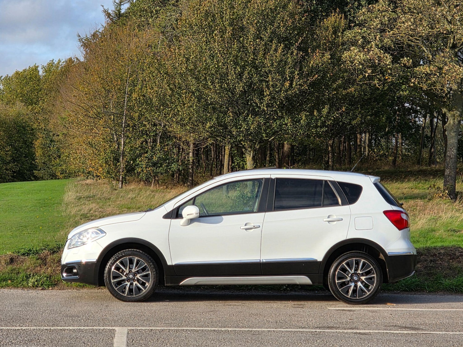 Used Suzuki SX4 S-Cross 2016 for sale - 76229368: Photo 4
