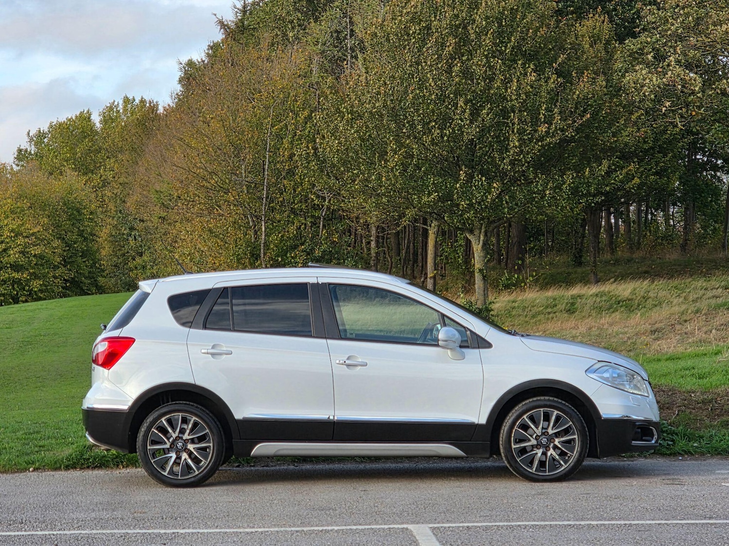 Used Suzuki SX4 S-Cross 2016 for sale - 76229368: Photo 8