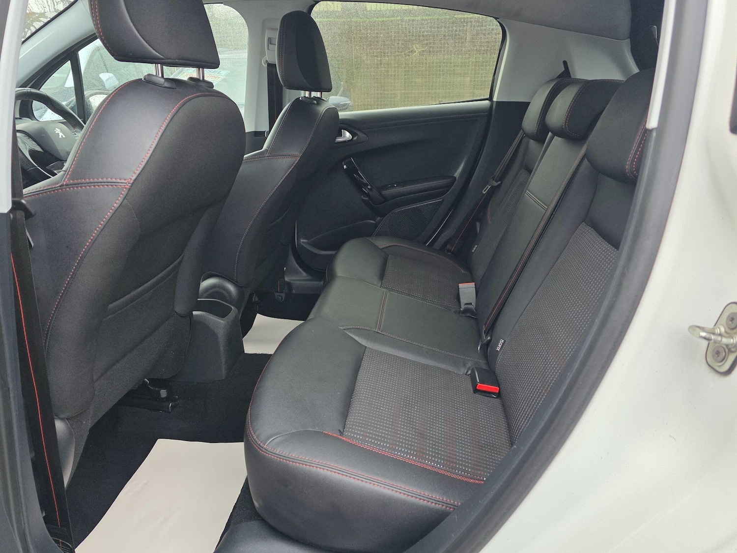 Used Peugeot 208 2016 for sale - 77614610: Photo 13