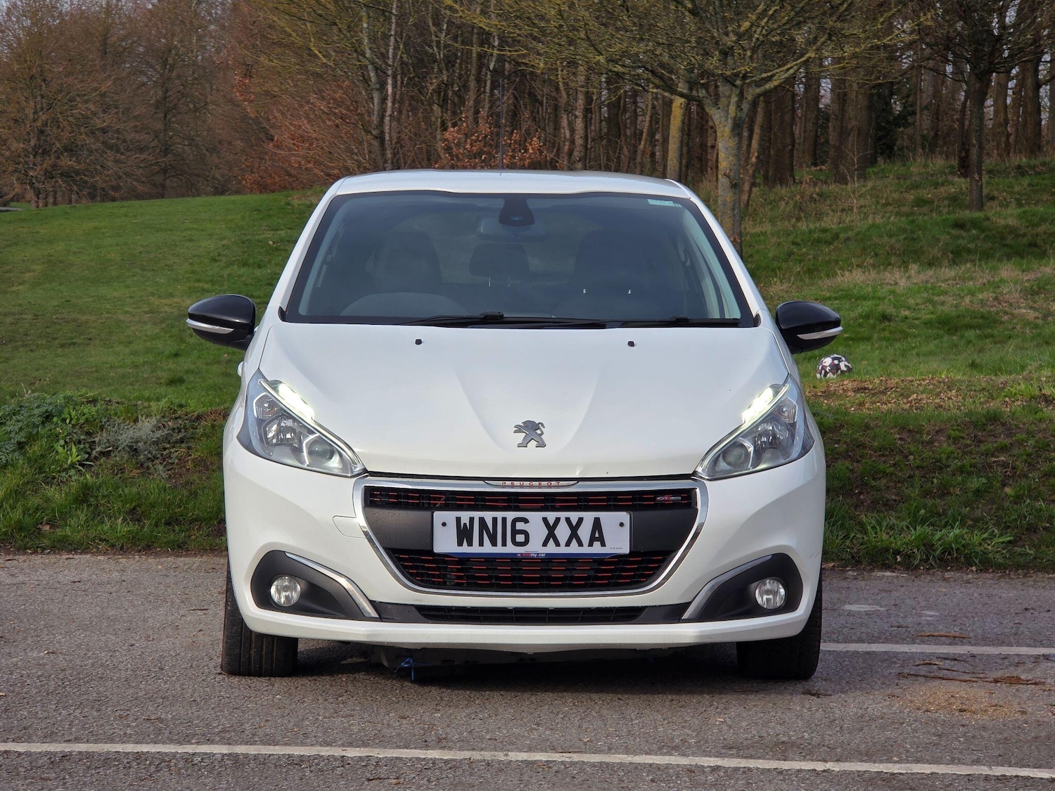 Used Peugeot 208 2016 for sale - 77614610: Photo 2