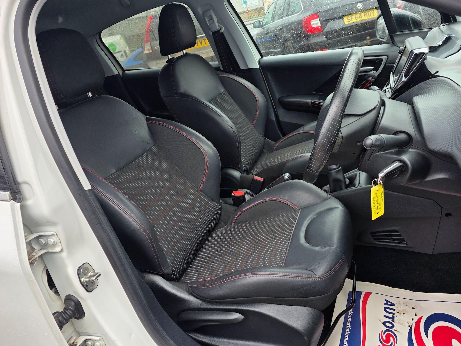 Used Peugeot 208 2016 for sale - 77614610: Photo 24