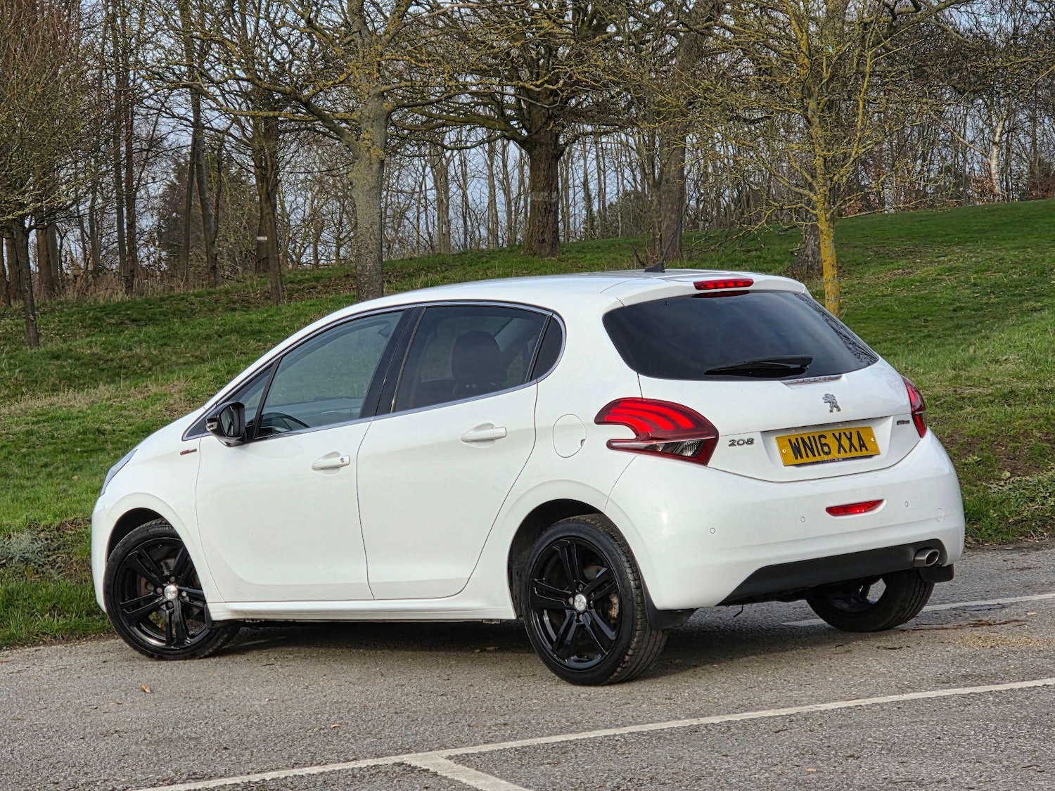 Used Peugeot 208 2016 for sale - 77614610: Photo 5