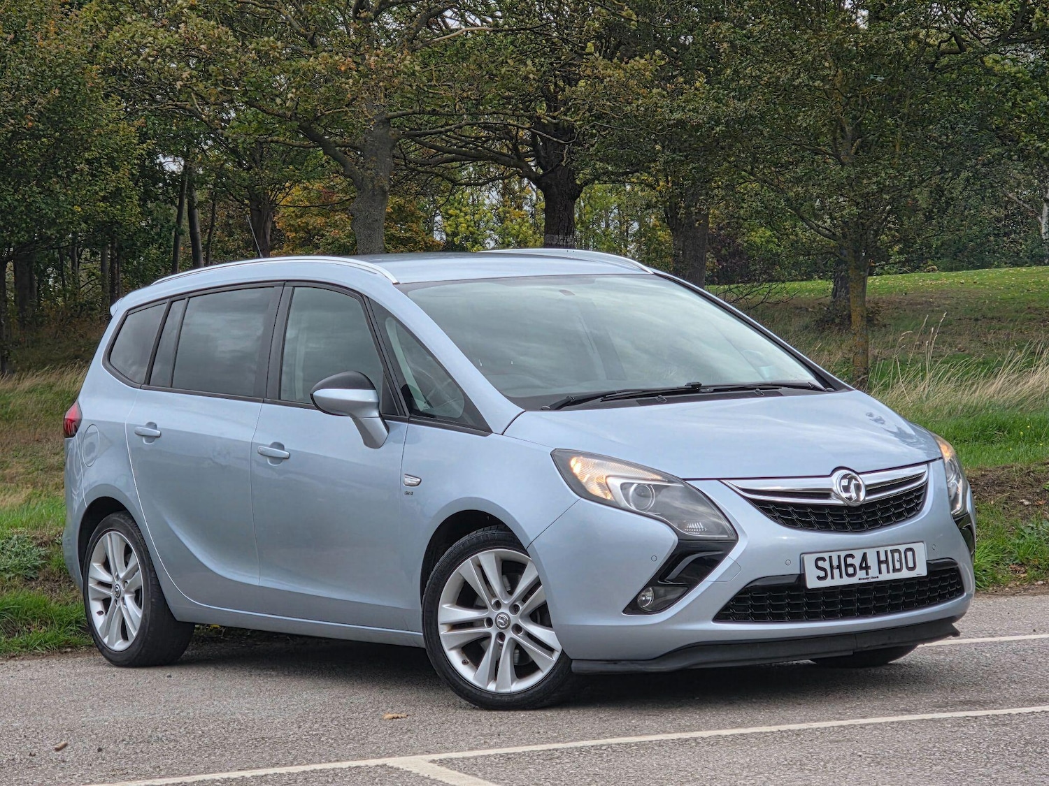 Used Vauxhall Zafira Tourer 2014 for sale - 76203663: Photo 1