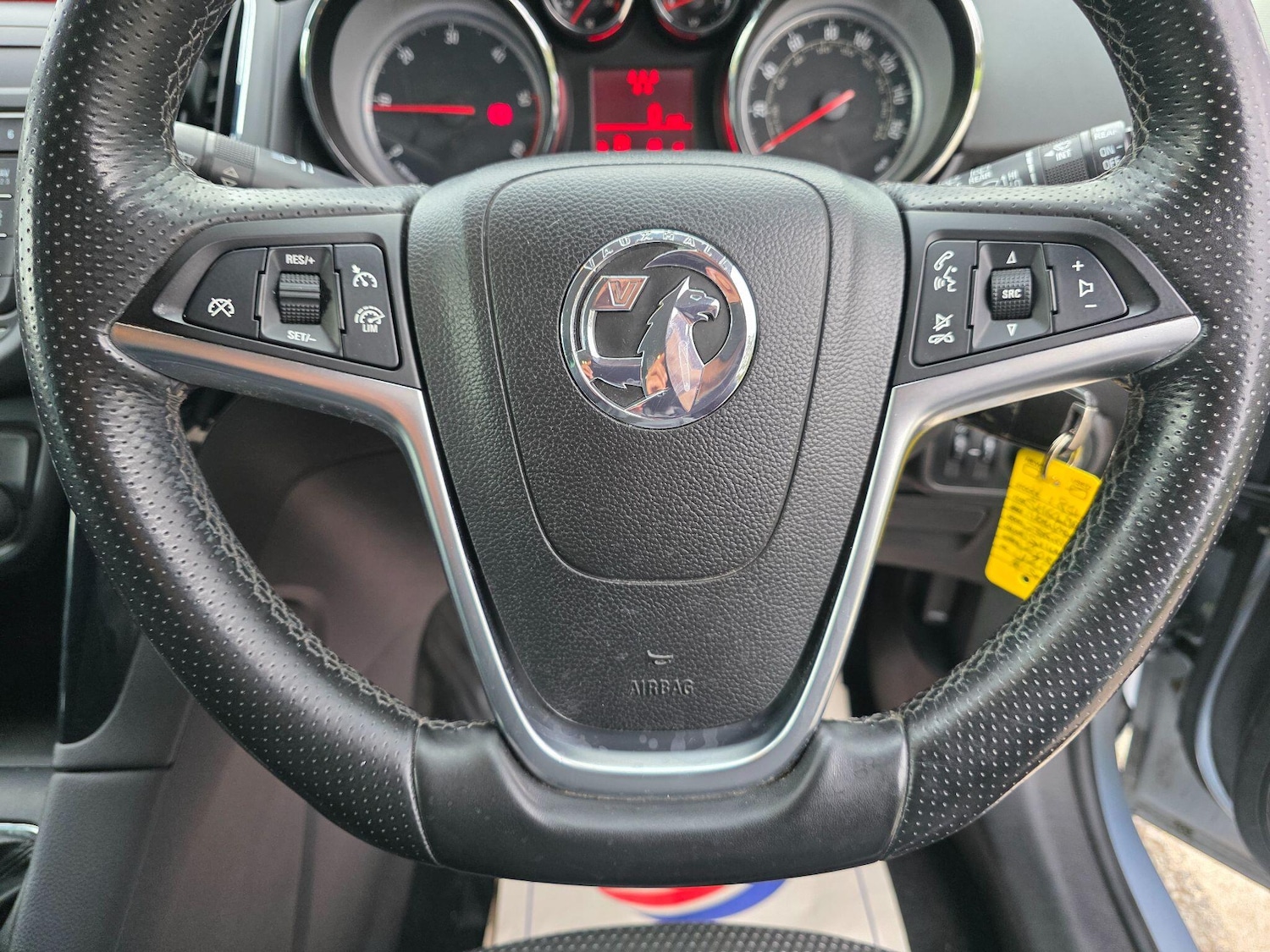 Used Vauxhall Zafira Tourer 2014 for sale - 76203663: Photo 31