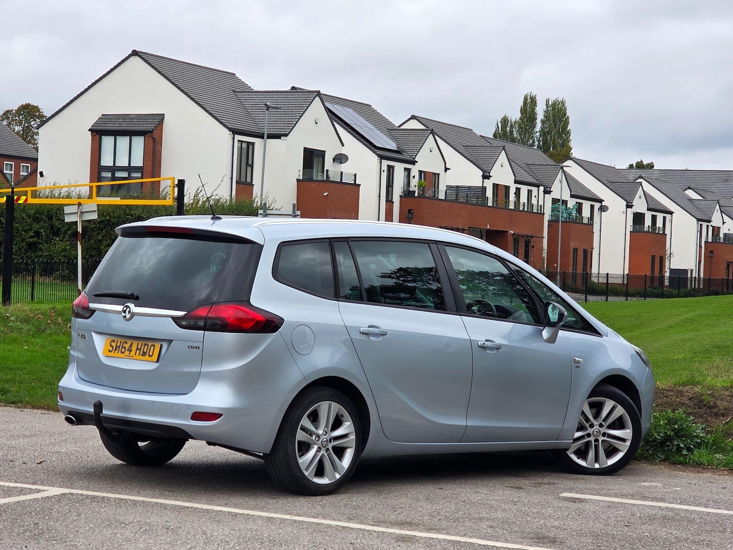 Used Vauxhall Zafira Tourer 2014 for sale - 76203663: Photo 7