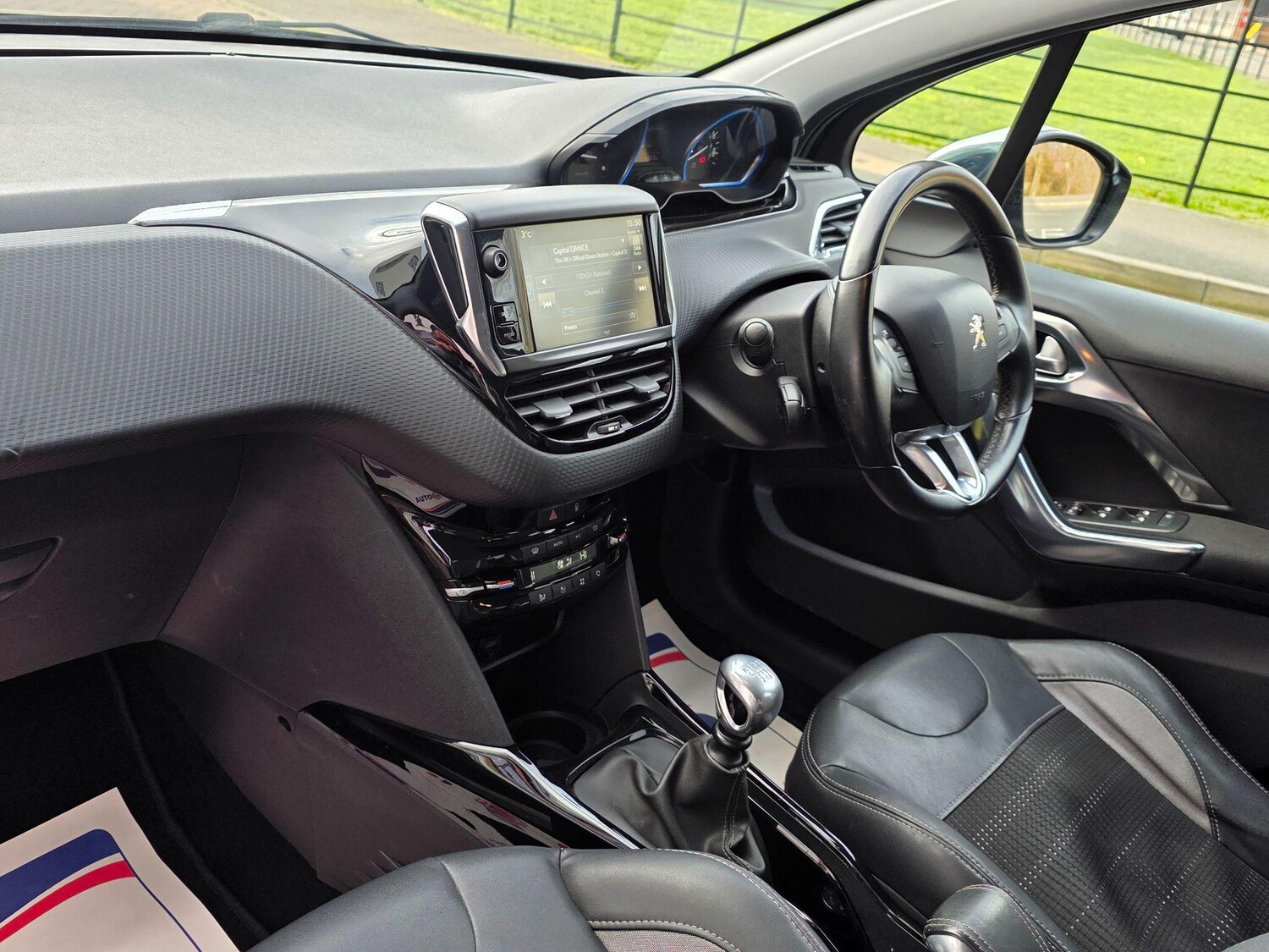 Used Peugeot 2008 2016 for sale - 77810344: Photo 11