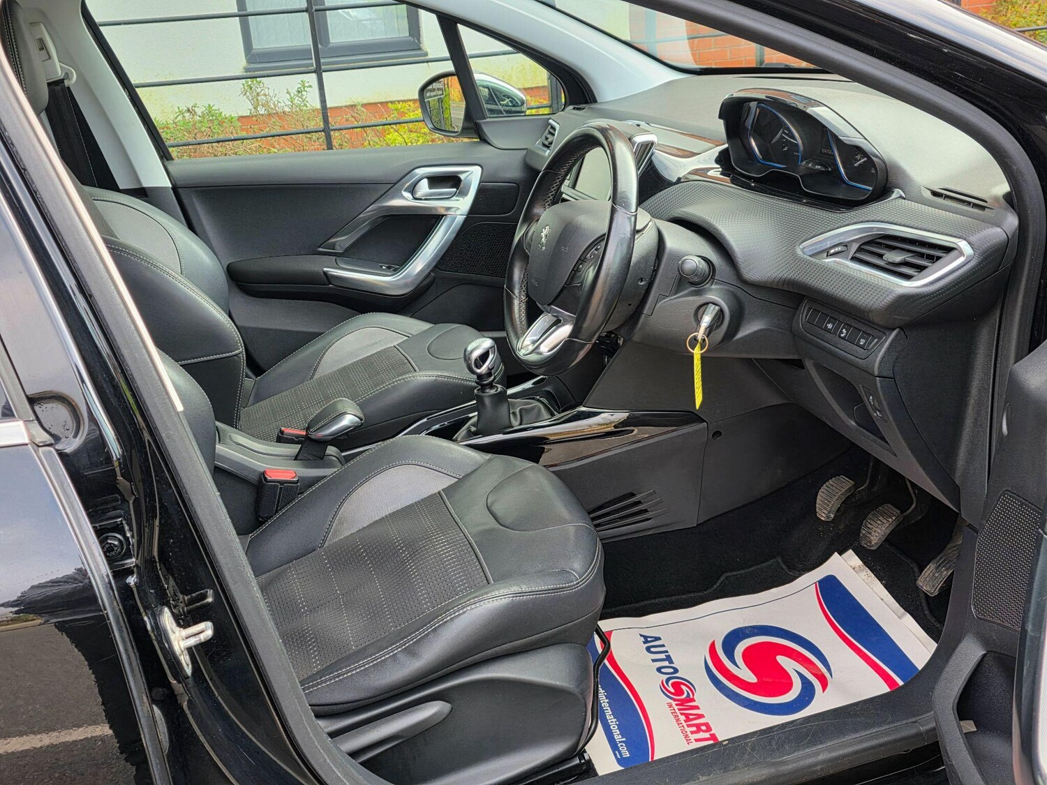 Used Peugeot 2008 2016 for sale - 77810344: Photo 22