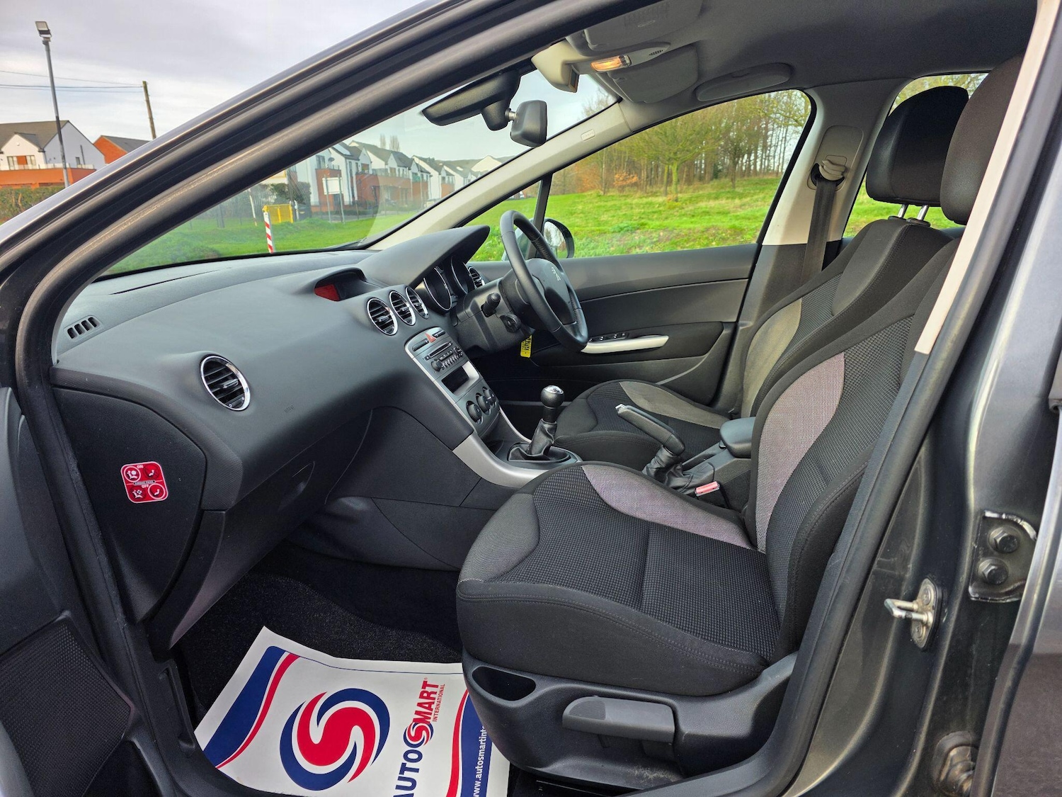 Used Peugeot 308 2012 for sale - 76966929: Photo 10