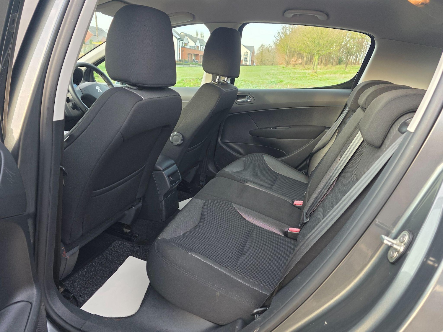 Used Peugeot 308 2012 for sale - 76966929: Photo 14