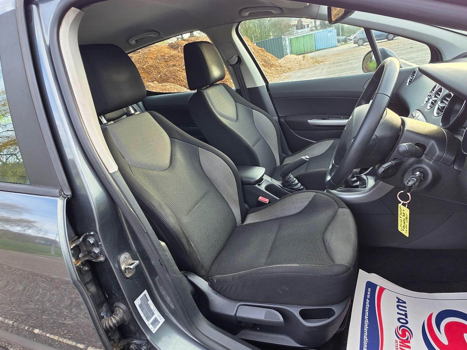 Used Peugeot 308 2012 for sale - 76966929: Photo 23