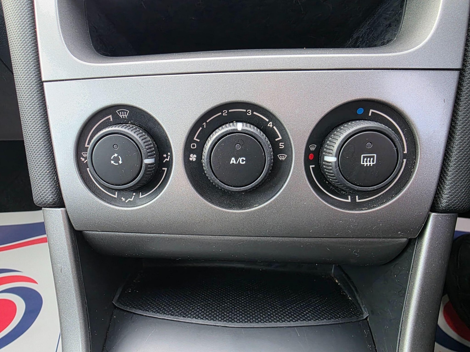 Used Peugeot 308 2012 for sale - 76966929: Photo 26