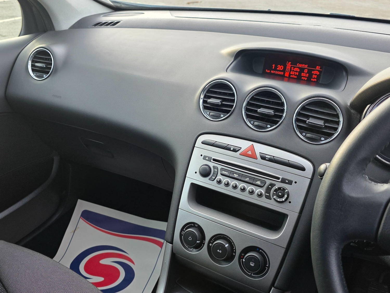 Used Peugeot 308 2012 for sale - 76966929: Photo 28