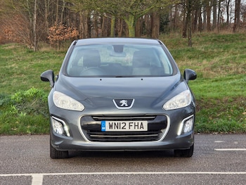 Used Peugeot 308 2012 for sale - 76966929: Photo