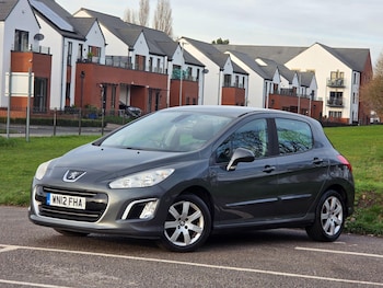 Used Peugeot 308 2012 for sale - 76966929: Photo