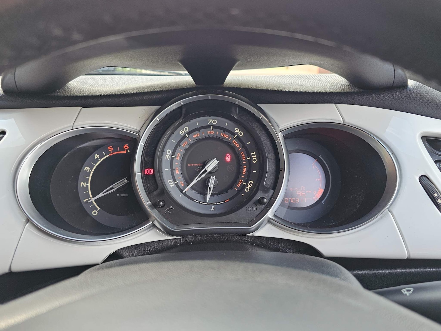 Used Citroen DS3 2010 for sale - 76086571: Photo 20