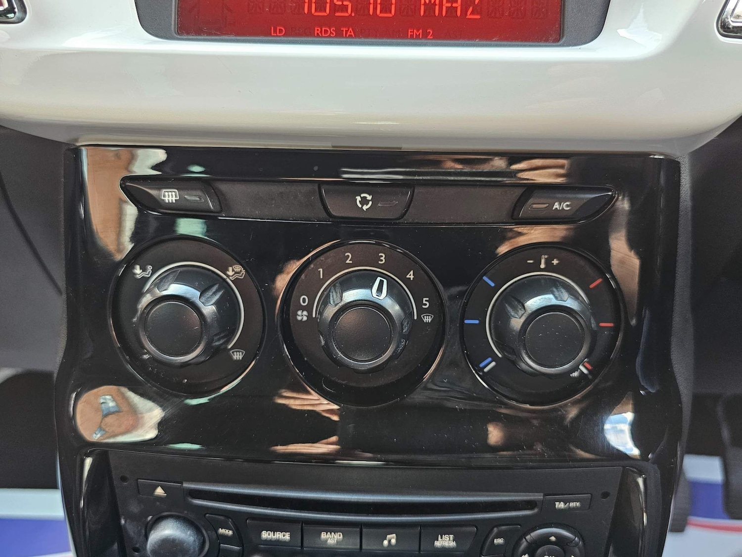 Used Citroen DS3 2010 for sale - 76086571: Photo 22