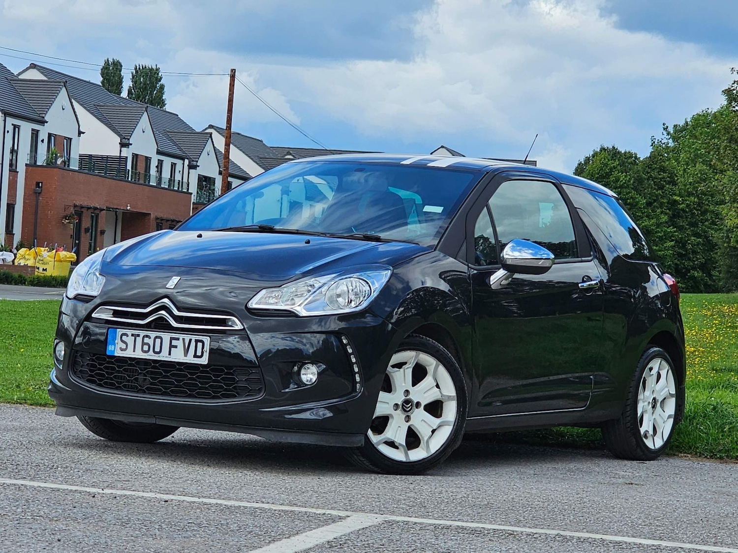 Used Citroen DS3 2010 for sale - 76086571: Photo 3