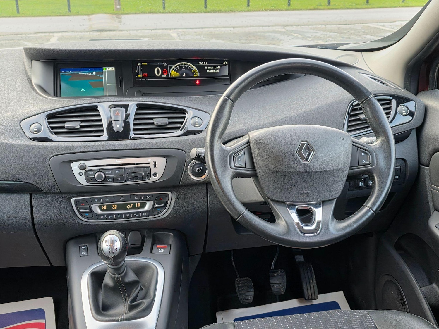 Used Renault Scenic 2015 for sale - 77158073: Photo 18