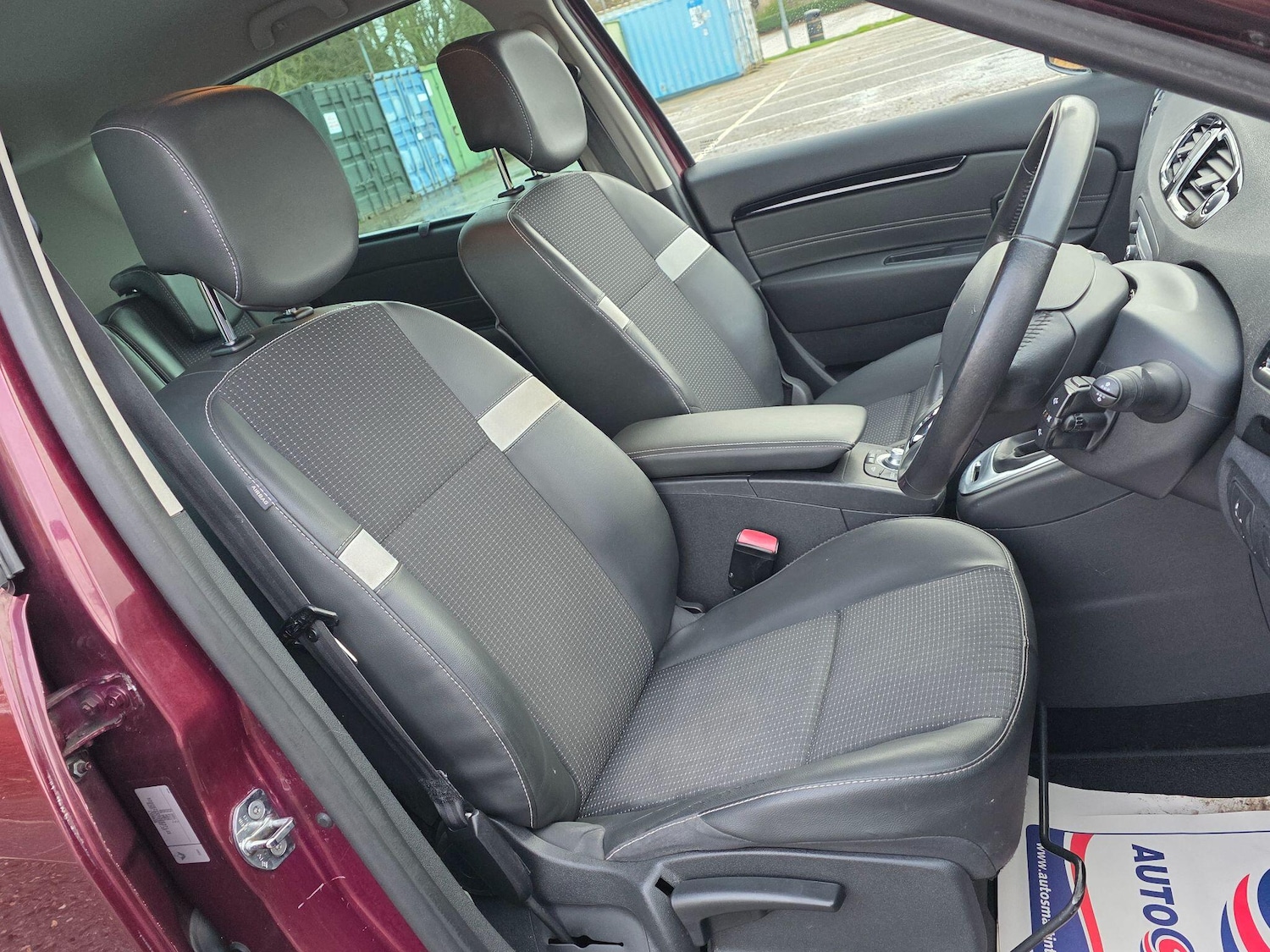 Used Renault Scenic 2015 for sale - 77158073: Photo 24