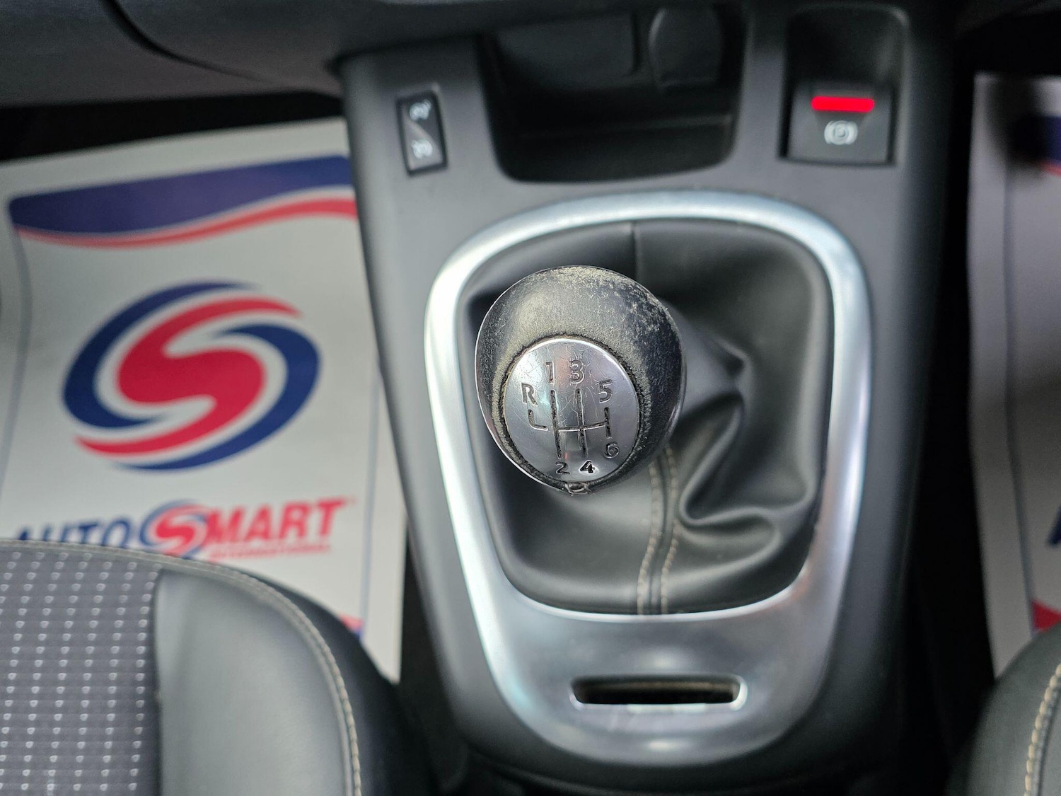 Used Renault Scenic 2015 for sale - 77158073: Photo 28